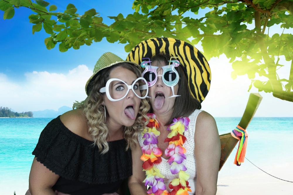 DHL South Regional Meeting | View more photos from the event at gallery.myphotoboothexperience.co.uk/u/MyPhotoBoothExperienceLtd/DHL-South-Regional-Meeting